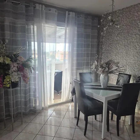 Charme Tourist Apartman Ardea