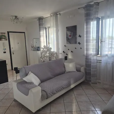 Charme Tourist Apartman *